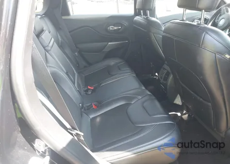 2019 Jeep Cherokee Latitude Plus Fwd z USA, uszkodzony, nr VIN 1C4PJLLNXKD119772